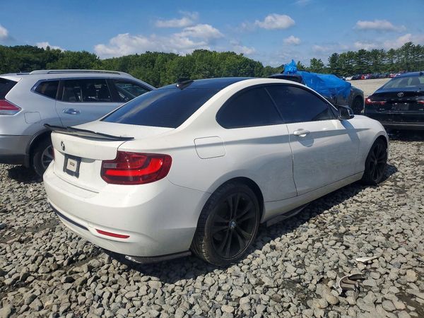 2016 BMW 228