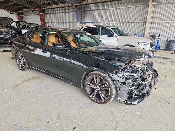 2022 BMW 330I — Passenger 3/4