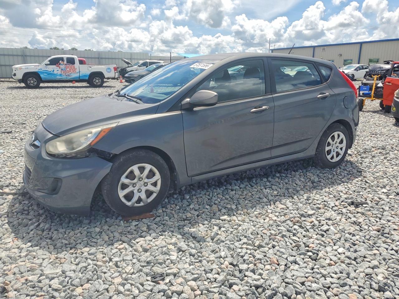 2013 HYUNDAI ACCENT
