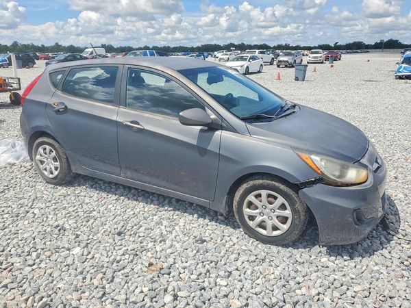2013 HYUNDAI ACCENT