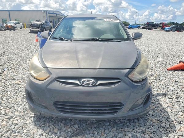 2013 HYUNDAI ACCENT