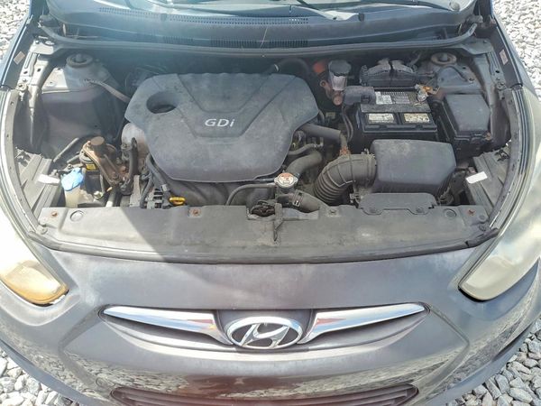 2013 HYUNDAI ACCENT