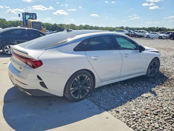 2021 KIA K5