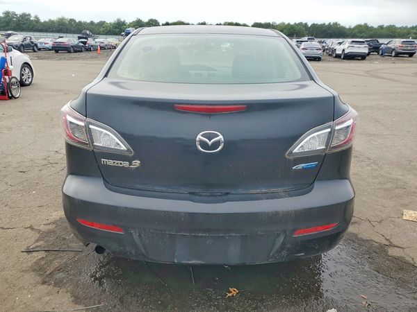 2013 MAZDA 3