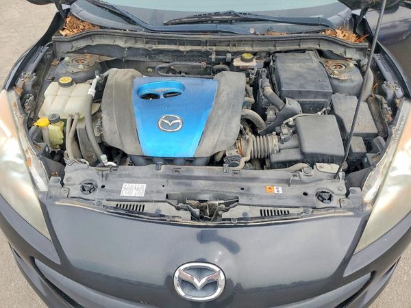 2013 MAZDA 3