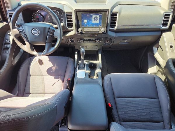 2024 NISSAN FRONTIER