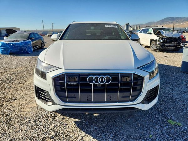 2019 AUDI Q8