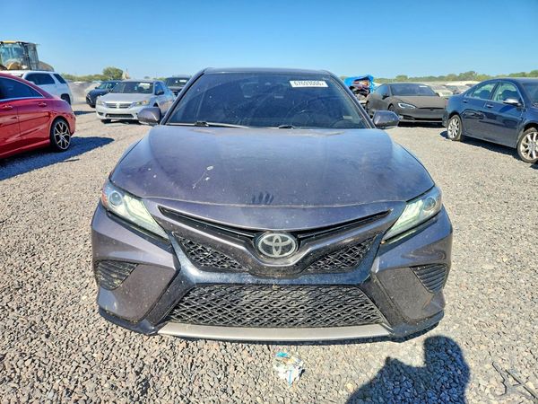 2019 TOYOTA CAMRY
