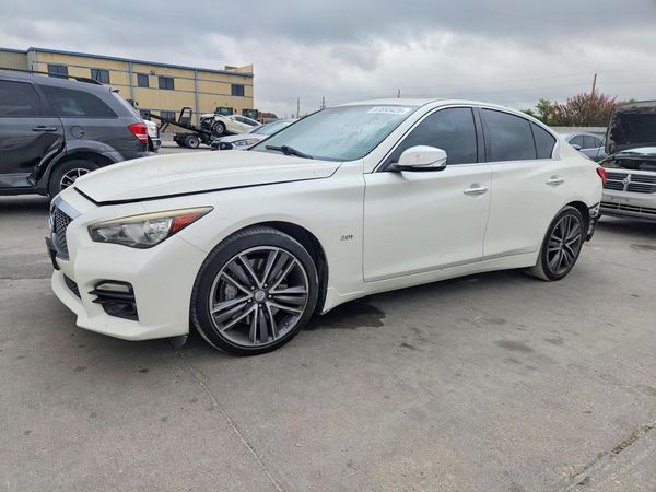 2017 INFINITI Q50