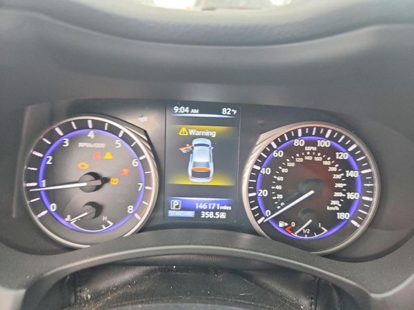 2017 INFINITI Q50
