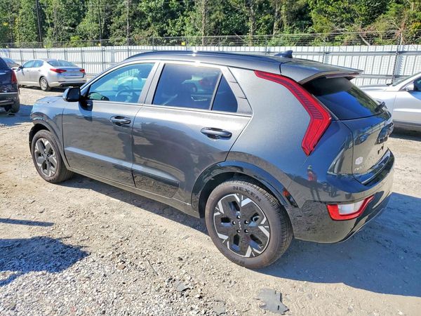 2025 KIA NIRO