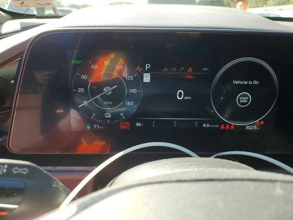 2025 KIA NIRO