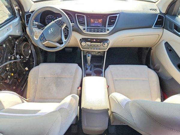 2017 HYUNDAI TUCSON