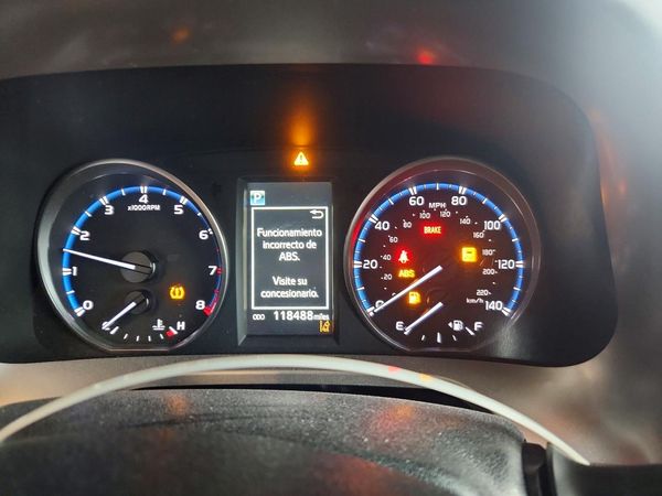 2017 TOYOTA RAV4 LE