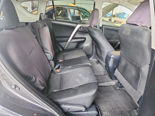2017 TOYOTA RAV4 LE