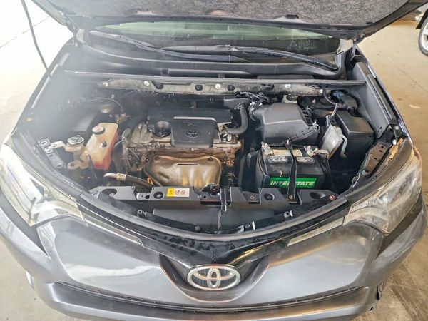 2017 TOYOTA RAV4 LE