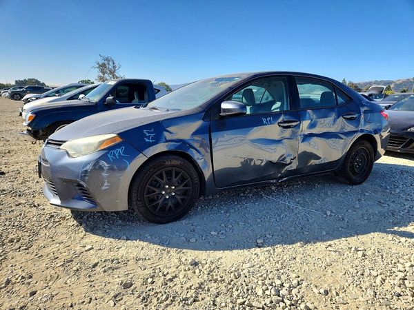 2015 TOYOTA COROLLA — DSFA — Front 3/4