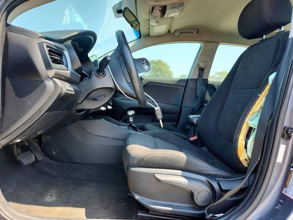 2019 KIA RIO
