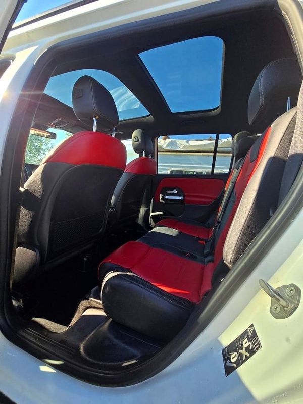 2020 MERCEDES-BENZ GLB