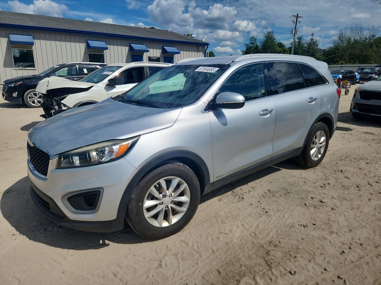 2017 KIA SORENTO L, LX