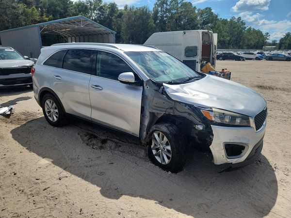 2017 KIA SORENTO L, LX