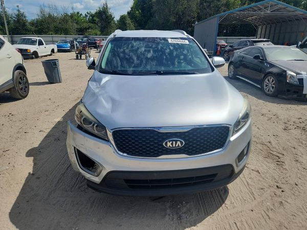 2017 KIA SORENTO L, LX