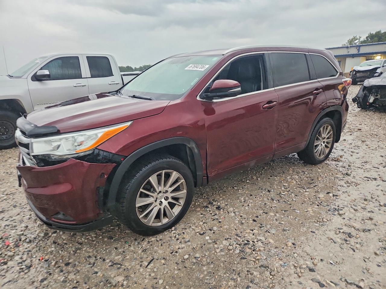 2015 TOYOTA HIGHLANDER