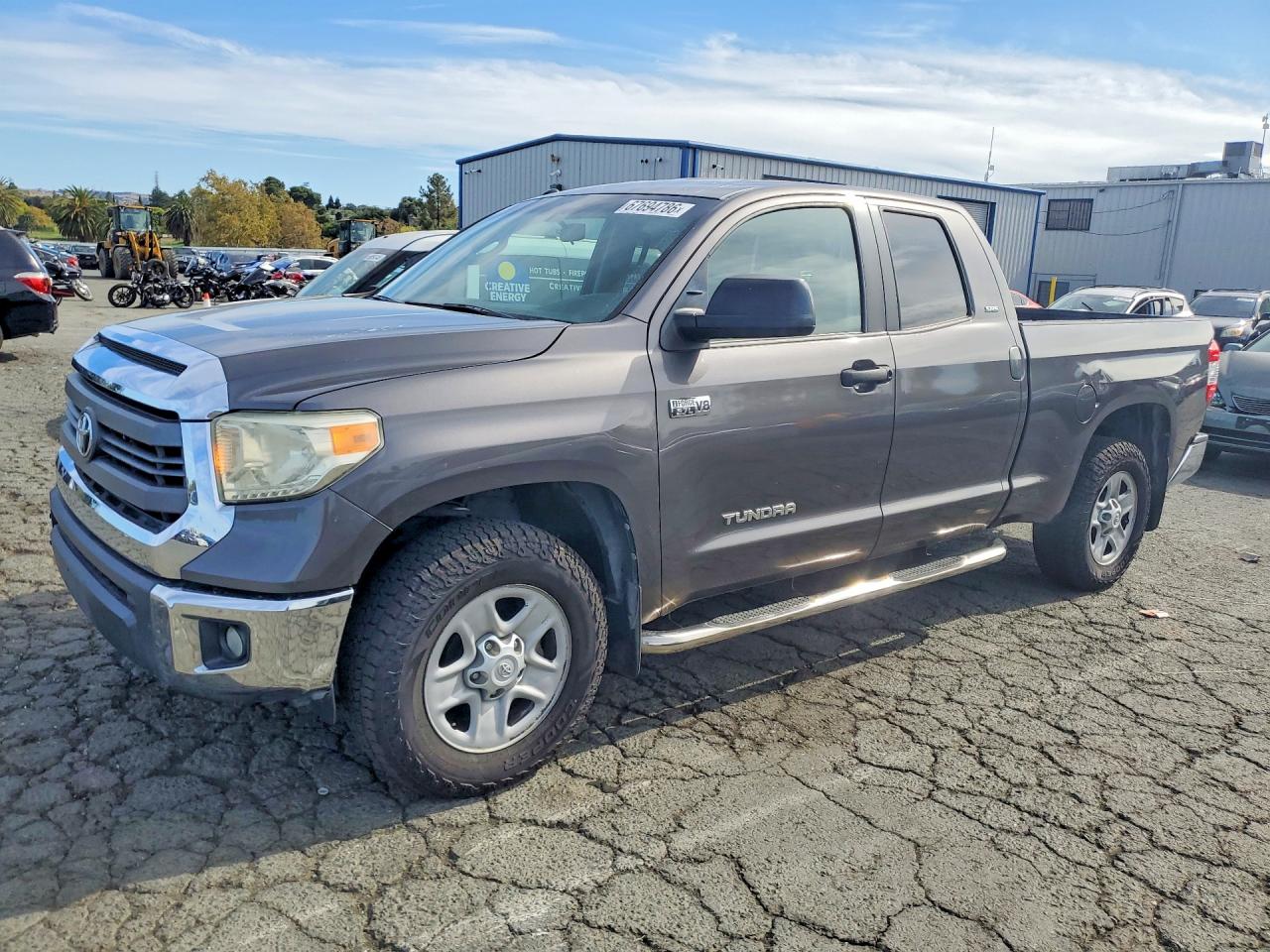 2014 TOYOTA TUNDRA SR5