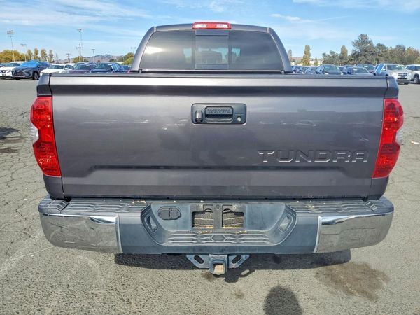 2014 TOYOTA TUNDRA SR5