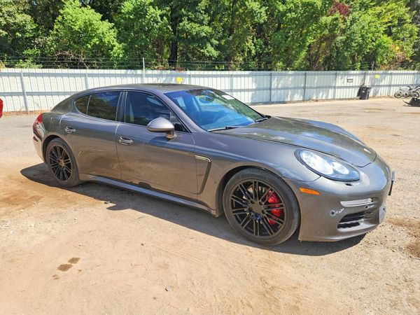 2015 PORSCHE PANAMERA Base (2WD), 4 (4WD)