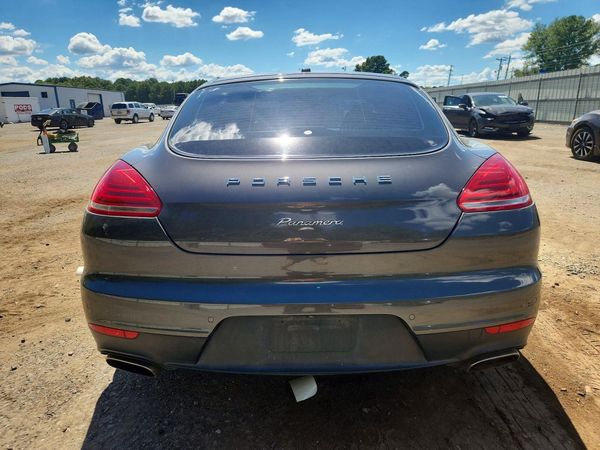 2015 PORSCHE PANAMERA Base (2WD), 4 (4WD)