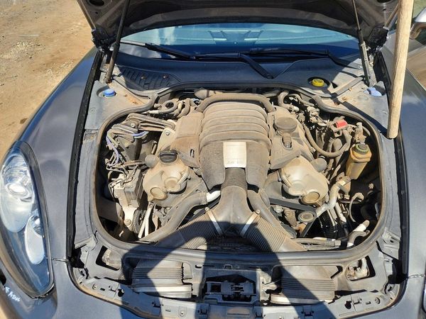 2015 PORSCHE PANAMERA Base (2WD), 4 (4WD)