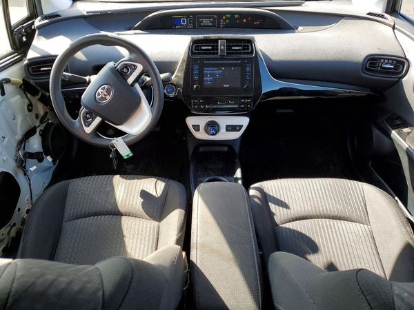 2018 TOYOTA PRIUS