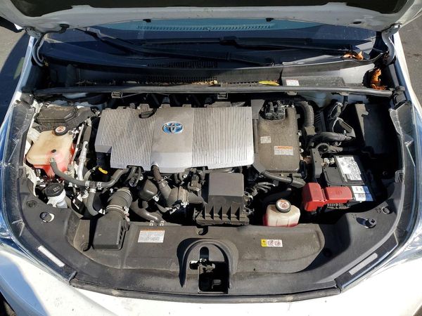 2018 TOYOTA PRIUS