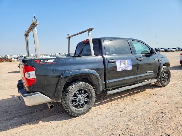 2015 TOYOTA TUNDRA