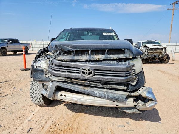 2015 TOYOTA TUNDRA