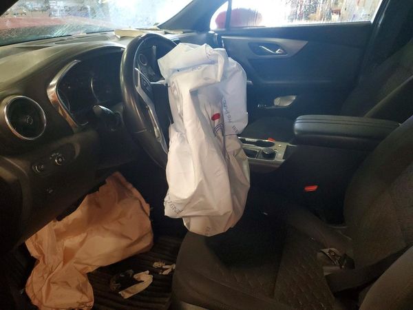 2020 CHEVROLET BLAZER 2LT — DENT
