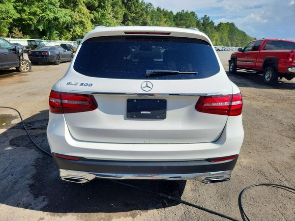 2019 MERCEDES-BENZ GLC