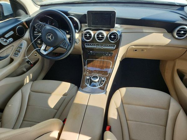 2019 MERCEDES-BENZ GLC
