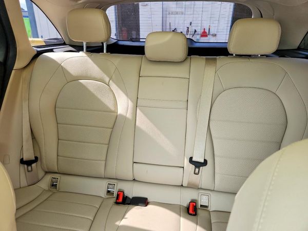 2019 MERCEDES-BENZ GLC