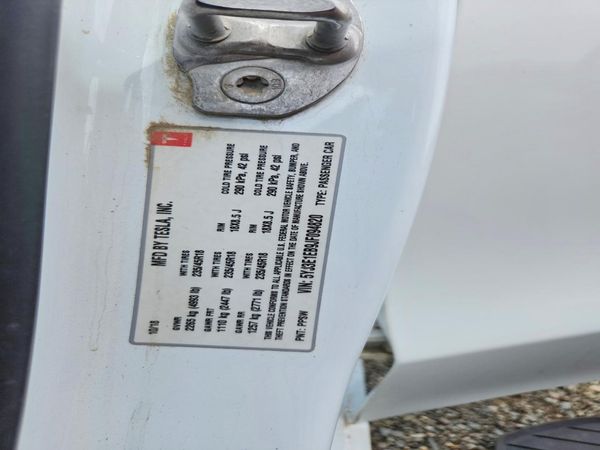 2018 TESLA MODEL 3
