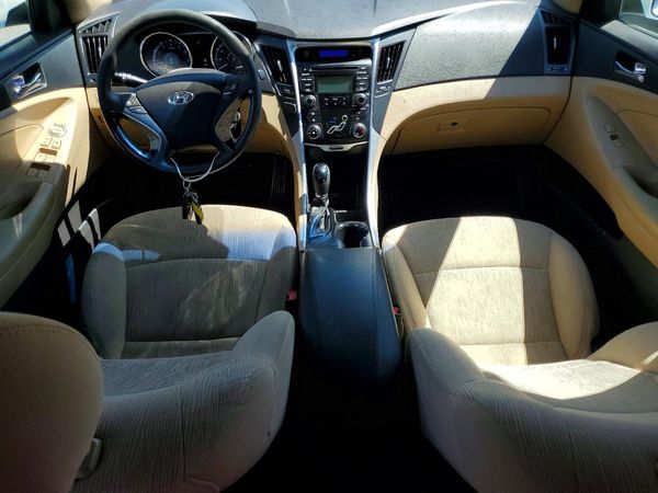 2012 HYUNDAI SONATA
