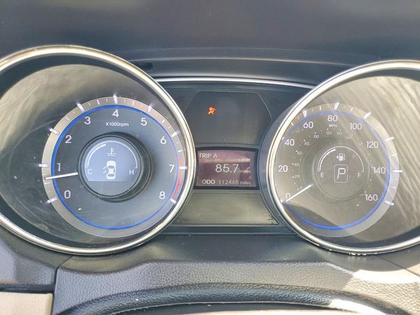 2012 HYUNDAI SONATA