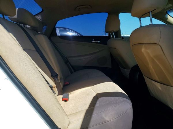 2012 HYUNDAI SONATA