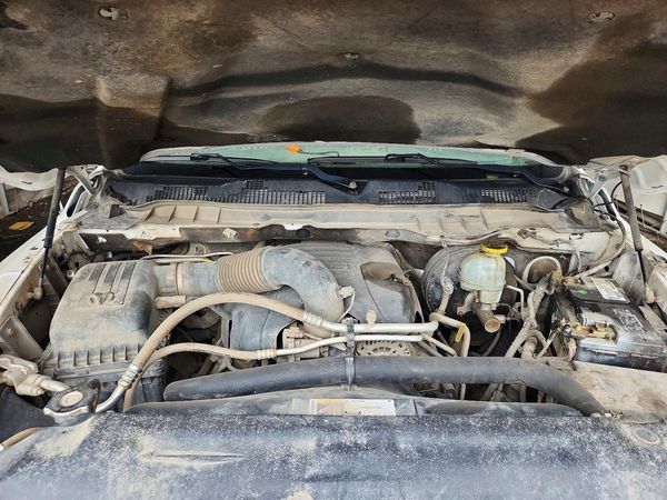 2018 RAM 1500 ST — Engine bay