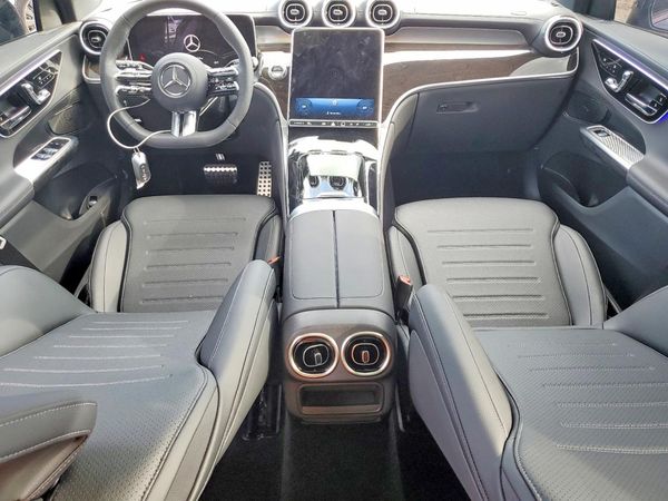 2026 MERCEDES-BENZ GLC