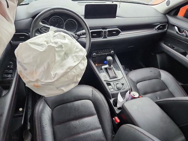 2023 MAZDA CX-5 Preferred Package — CKPT