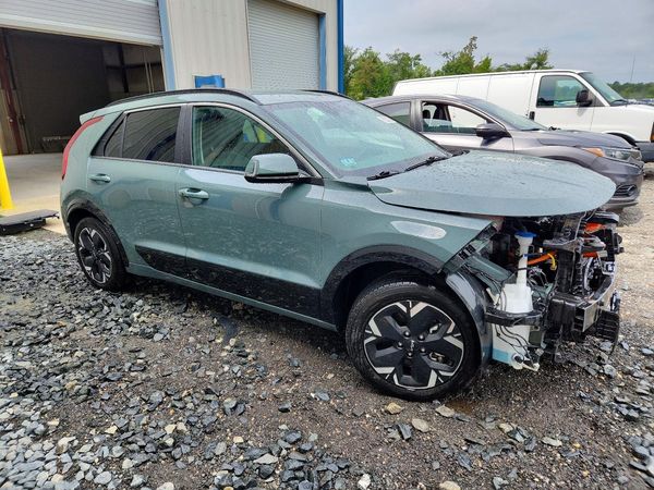 2024 KIA NIRO Wind