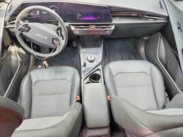 2024 KIA NIRO Wind