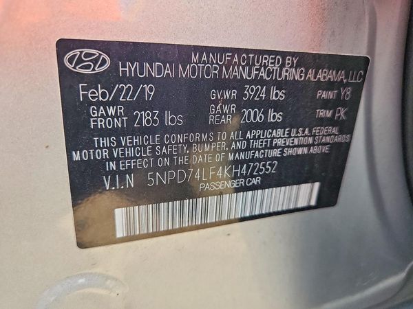 2019 HYUNDAI ELANTRA SE